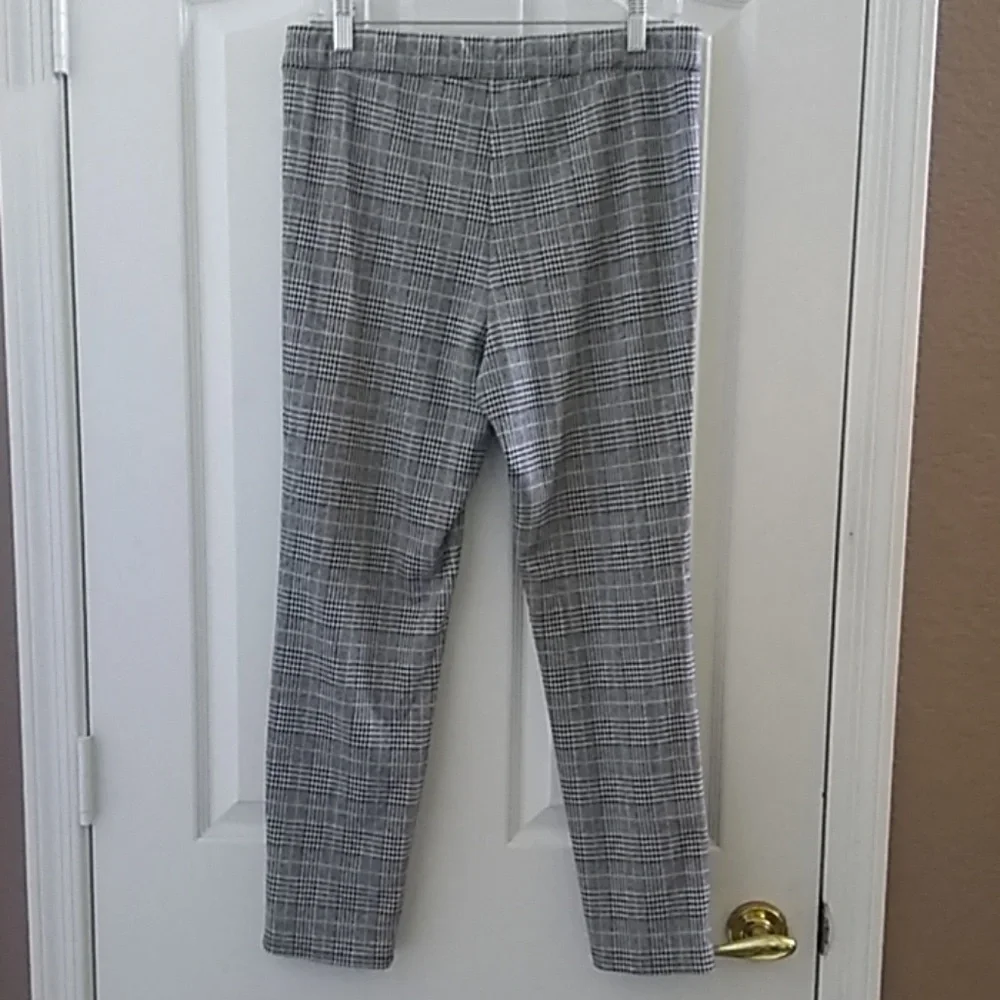 FINAL MARKDOWN Ladies' Max Studio Petite Slacks (Large petite)
